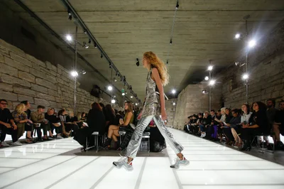 Look 3